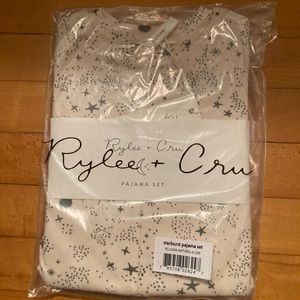 Rylee & Cru Starburst Pajama Set. 6-12 mons. NWT. Gender Neutral
